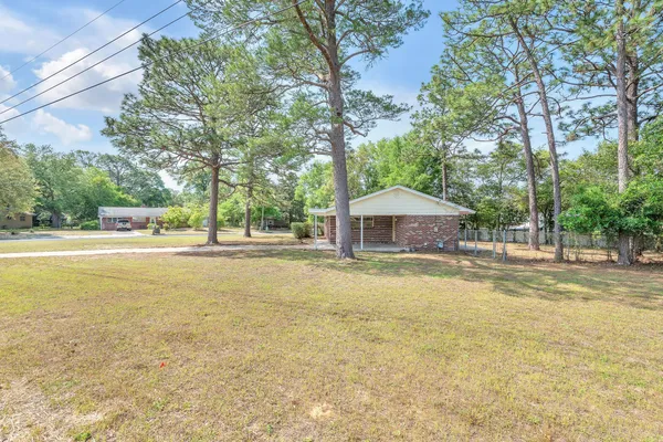 $1,650 | 385 Lincoln Avenue, Valparaiso, FL 32580