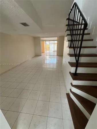 $2,600 | 1165 West 38th Terrace, Unit 35, Hialeah, FL 33012