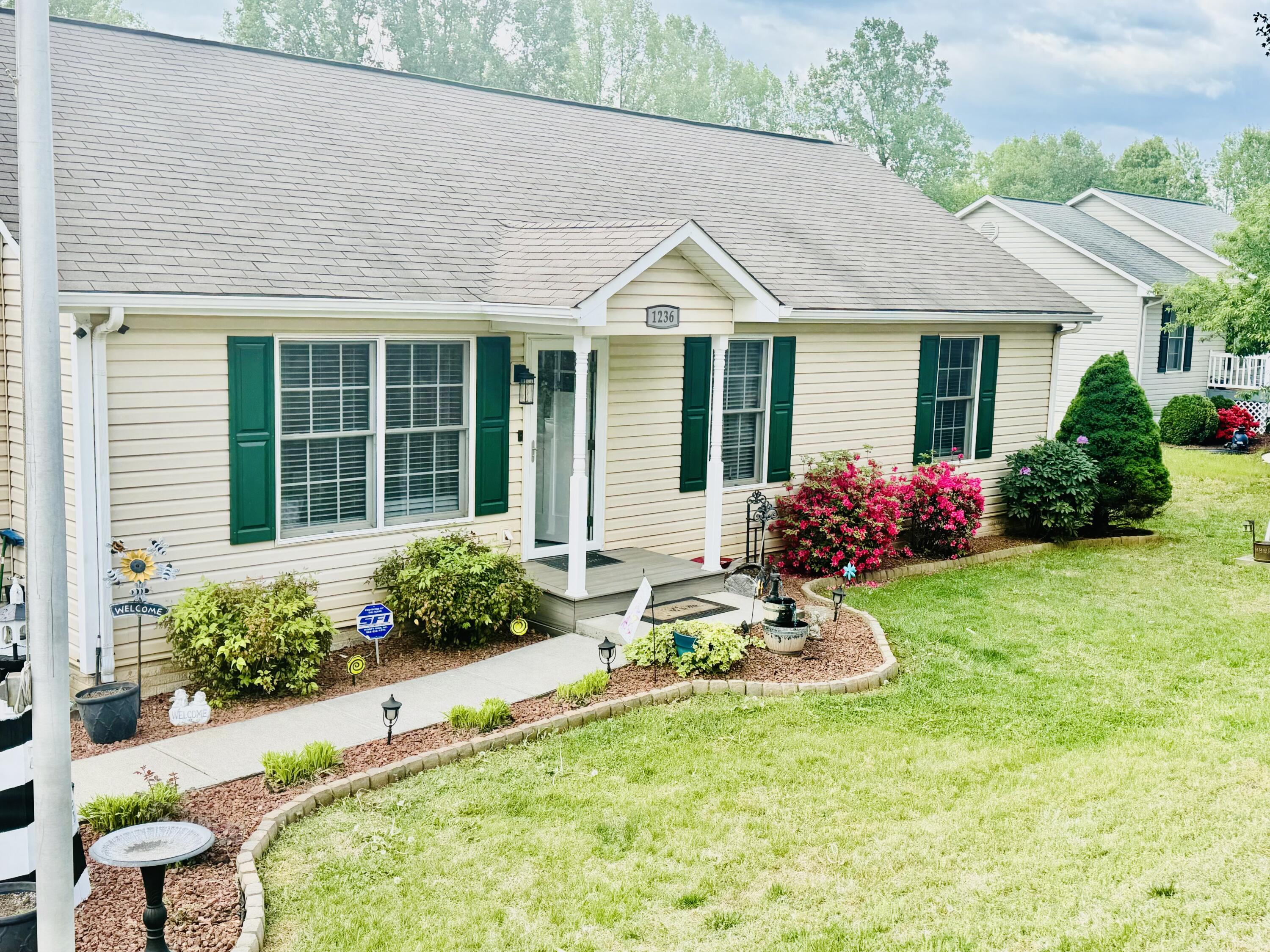 1236 Carroll Road Goodview, VA 24095 - Photo 73 of 78 Carroll Rd Springtime