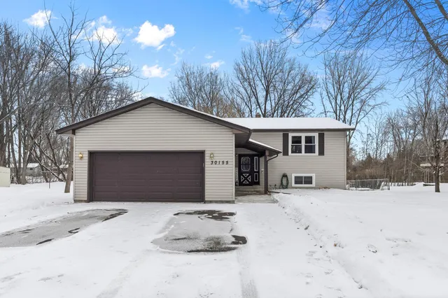 $348,000 | 30155 Akerson Street, Lindstrom, MN 55045