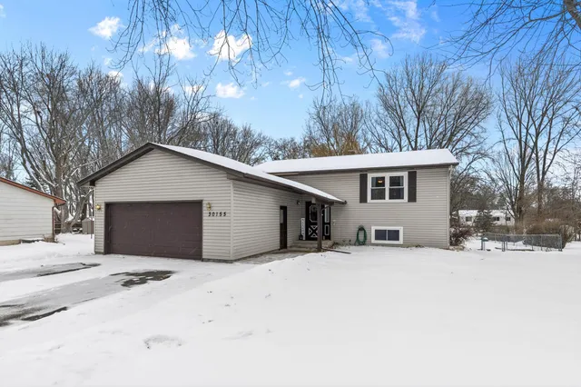 $348,000 | 30155 Akerson Street, Lindstrom, MN 55045