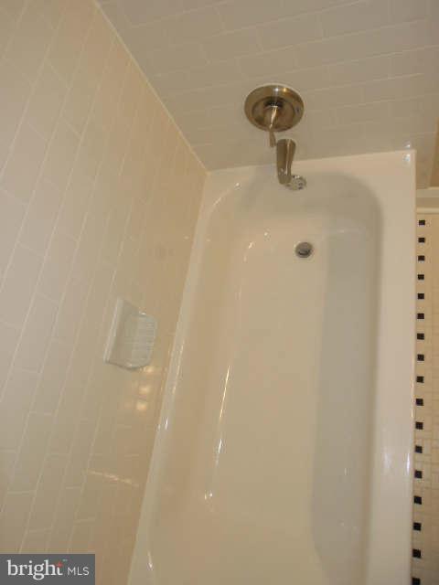 4119 Mountwood Road Baltimore, MD 21229 - Photo 22 of 29 Bath
