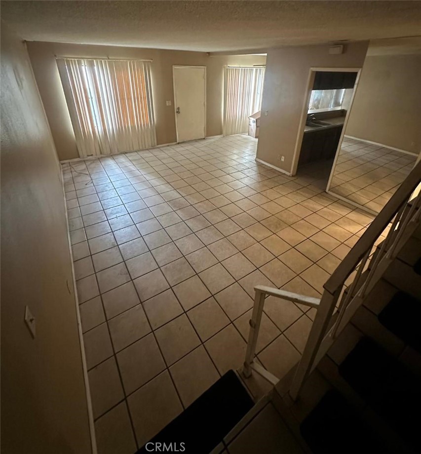 155 South Wilmington Avenue, Unit C Compton, CA 90220 - Photo 21 of 26 a view of an empty room and window