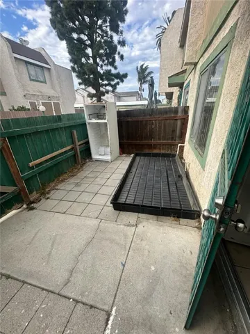 $359,000 | 155 South Wilmington Avenue, Unit C, Compton, CA 90220
