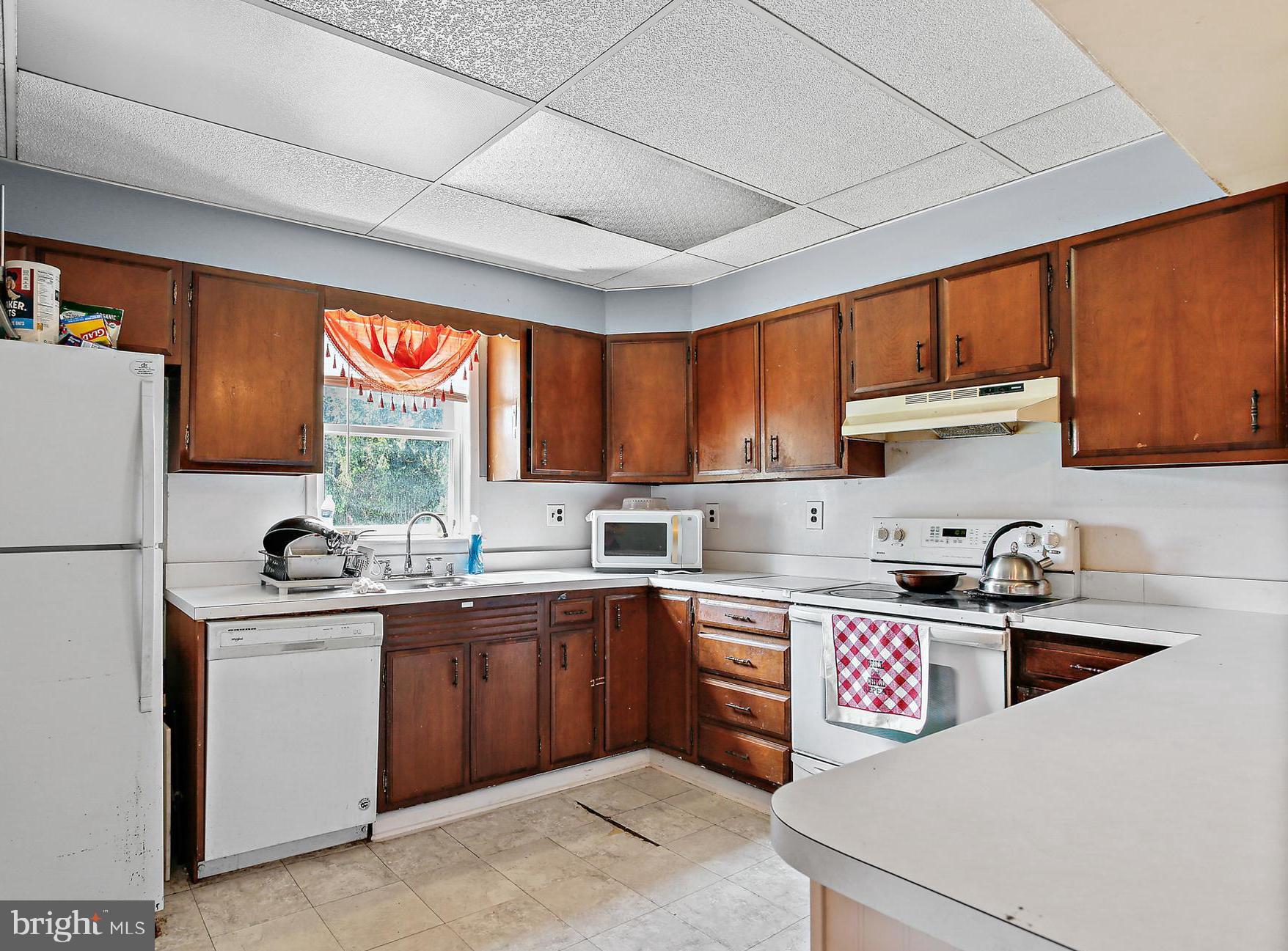 1006 Wampler Road Baltimore, MD 21220 - Photo 6 of 29