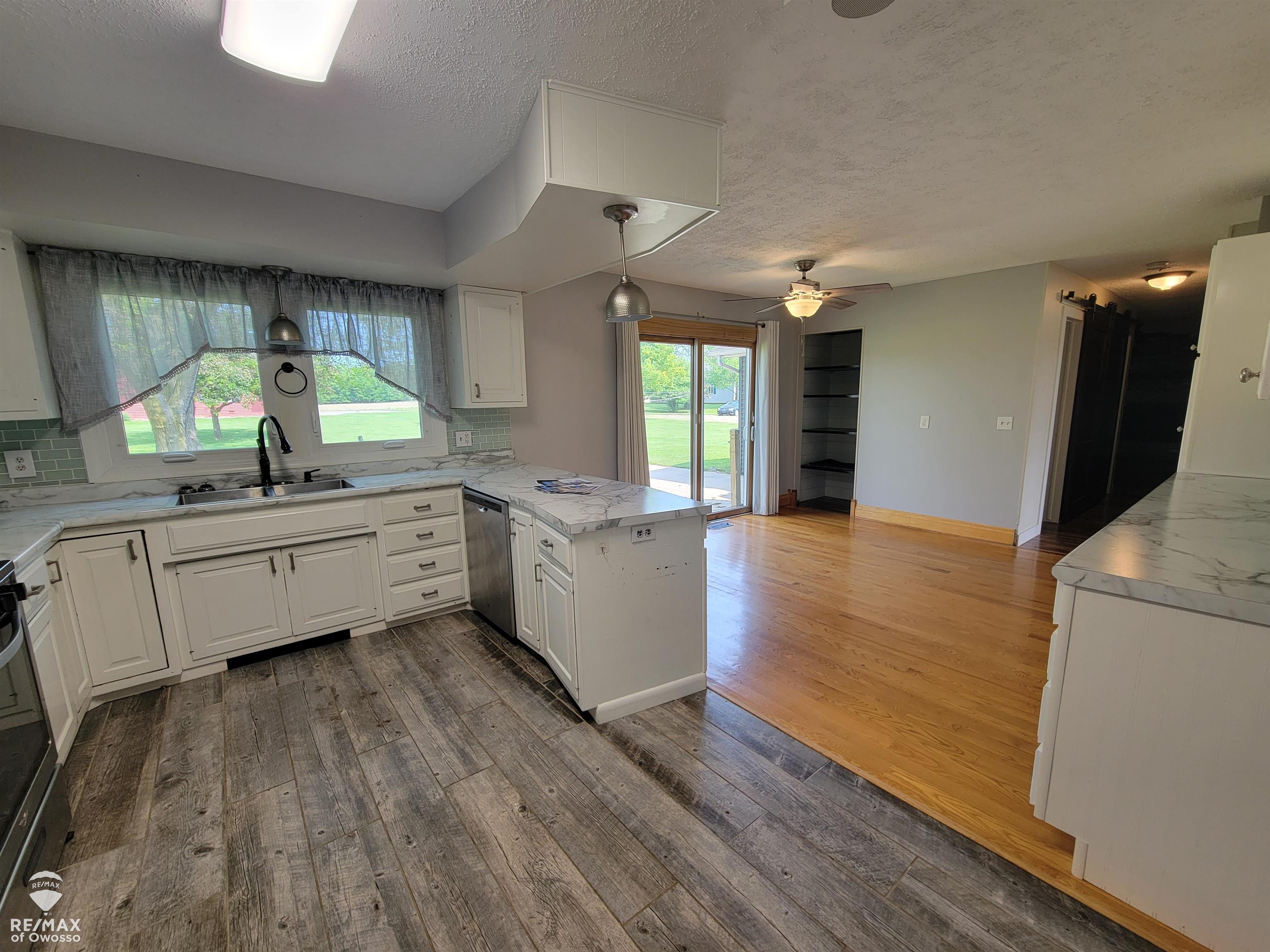 6375 South Byron Road Durand, MI 48429 - Photo 4 of 26