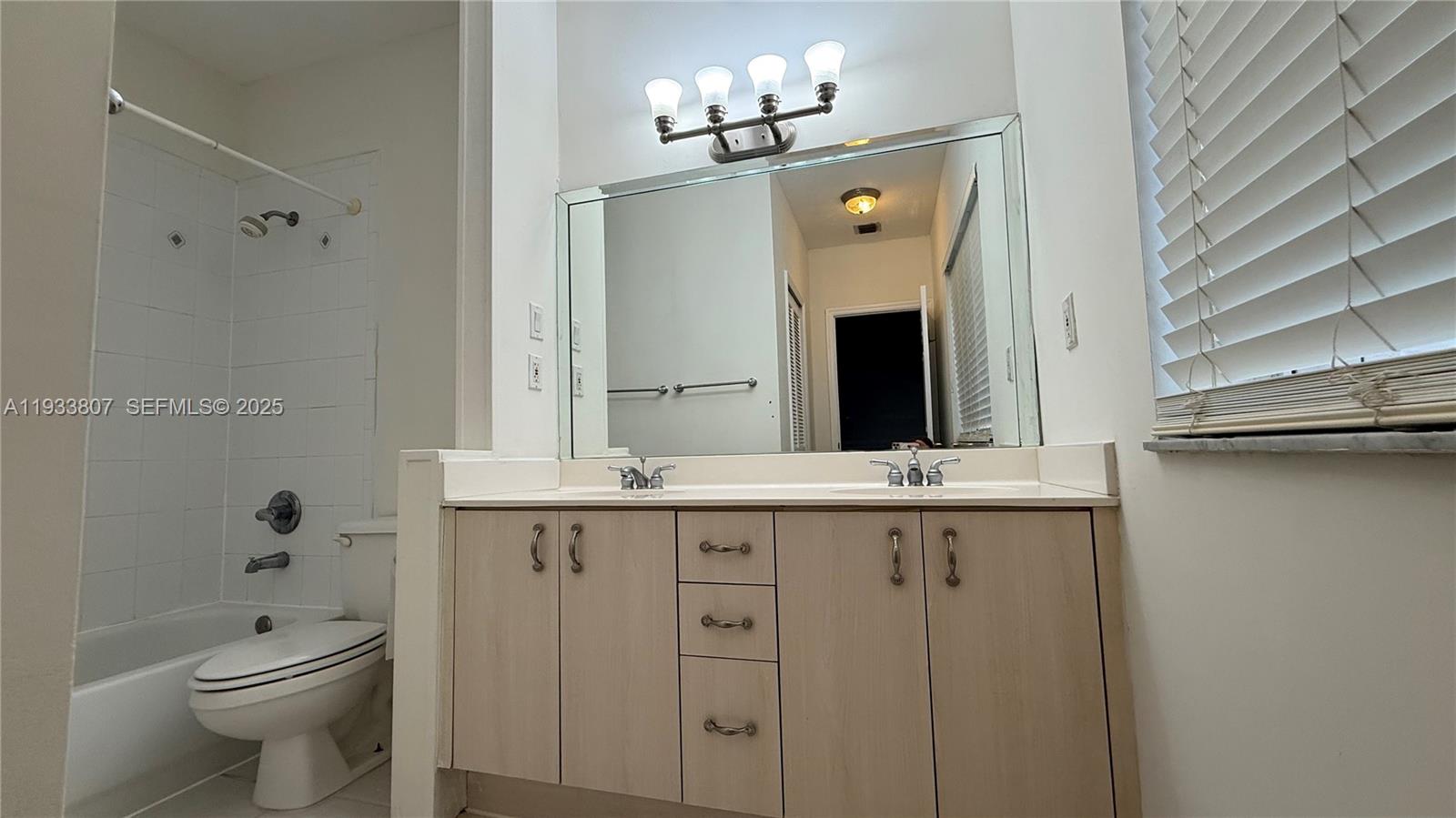 10150 Southwest 88th Street, Unit 106 Miami, FL 33176 - Photo 10 of 28