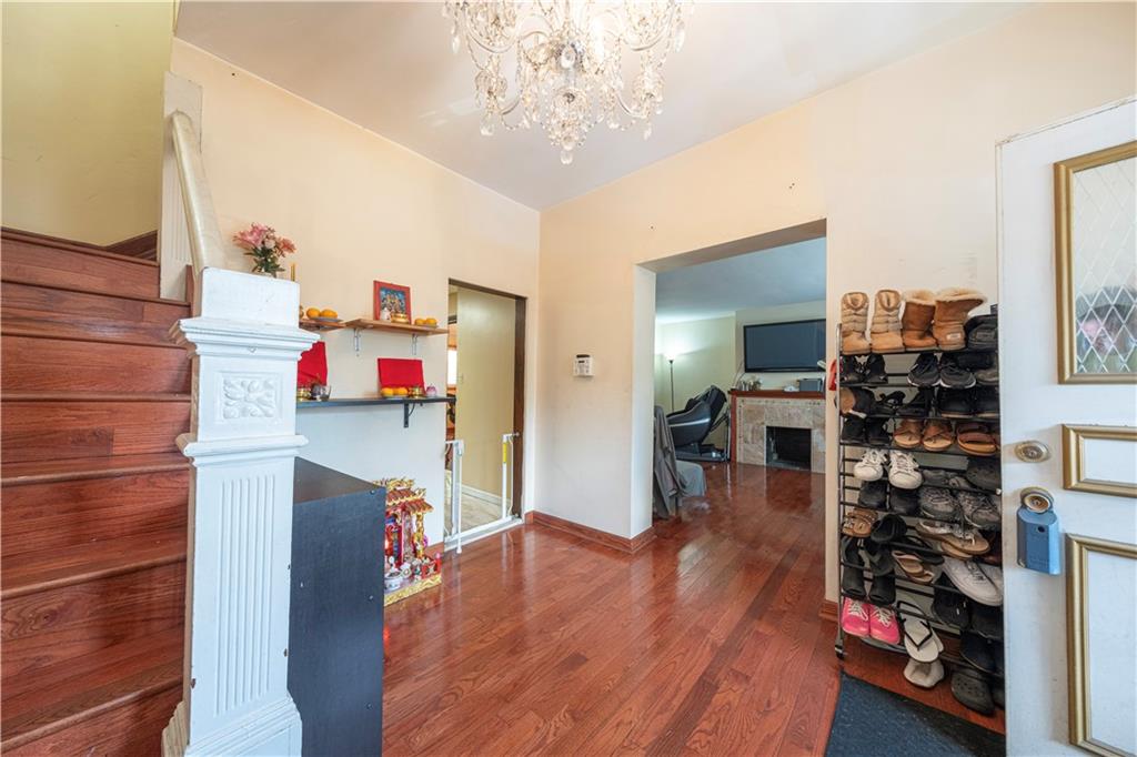 33 5th Street Pittsburgh, PA 15215 - Photo 3 of 43