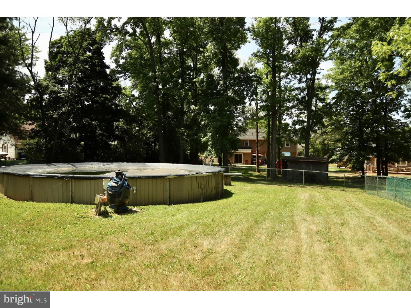 2201 Yellowstone Road Cinnaminson, NJ 08077 - Photo 23 of 23 Pool