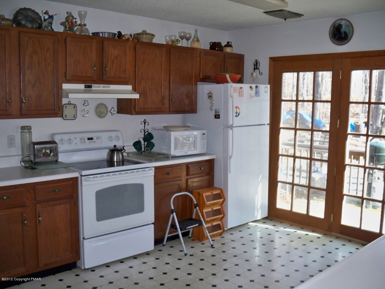 1106 Titania Road Tobyhanna, PA 18466 - Photo 3 of 5 Kitchen