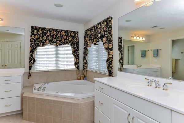 82 Coach Road North Attleboro, MA 02760 - Photo 17 of 28 Gallery Image 17