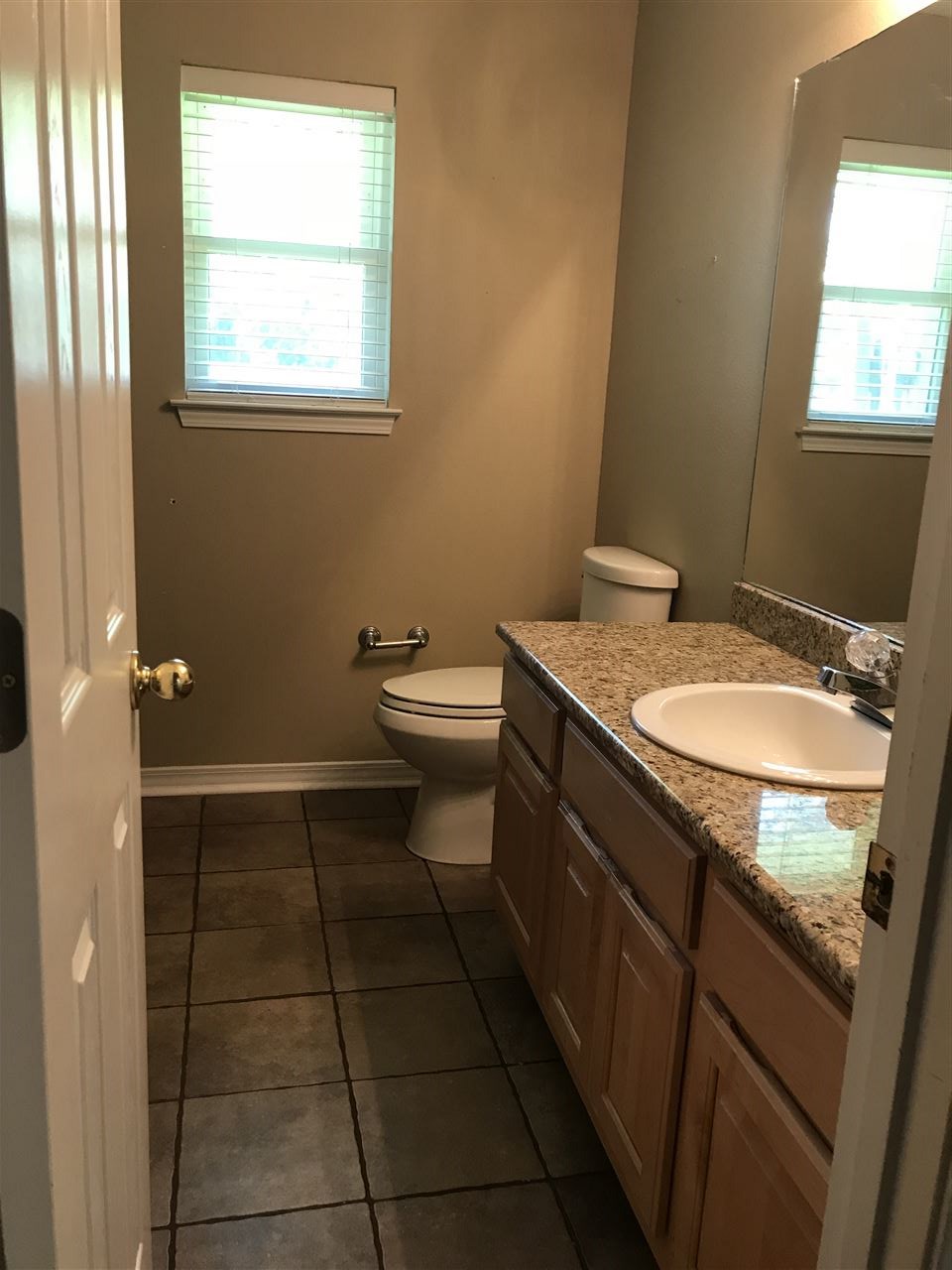 23306 Cornerstone Drive Loxley, AL 36551 - Photo 12 of 16 GUEST BATH