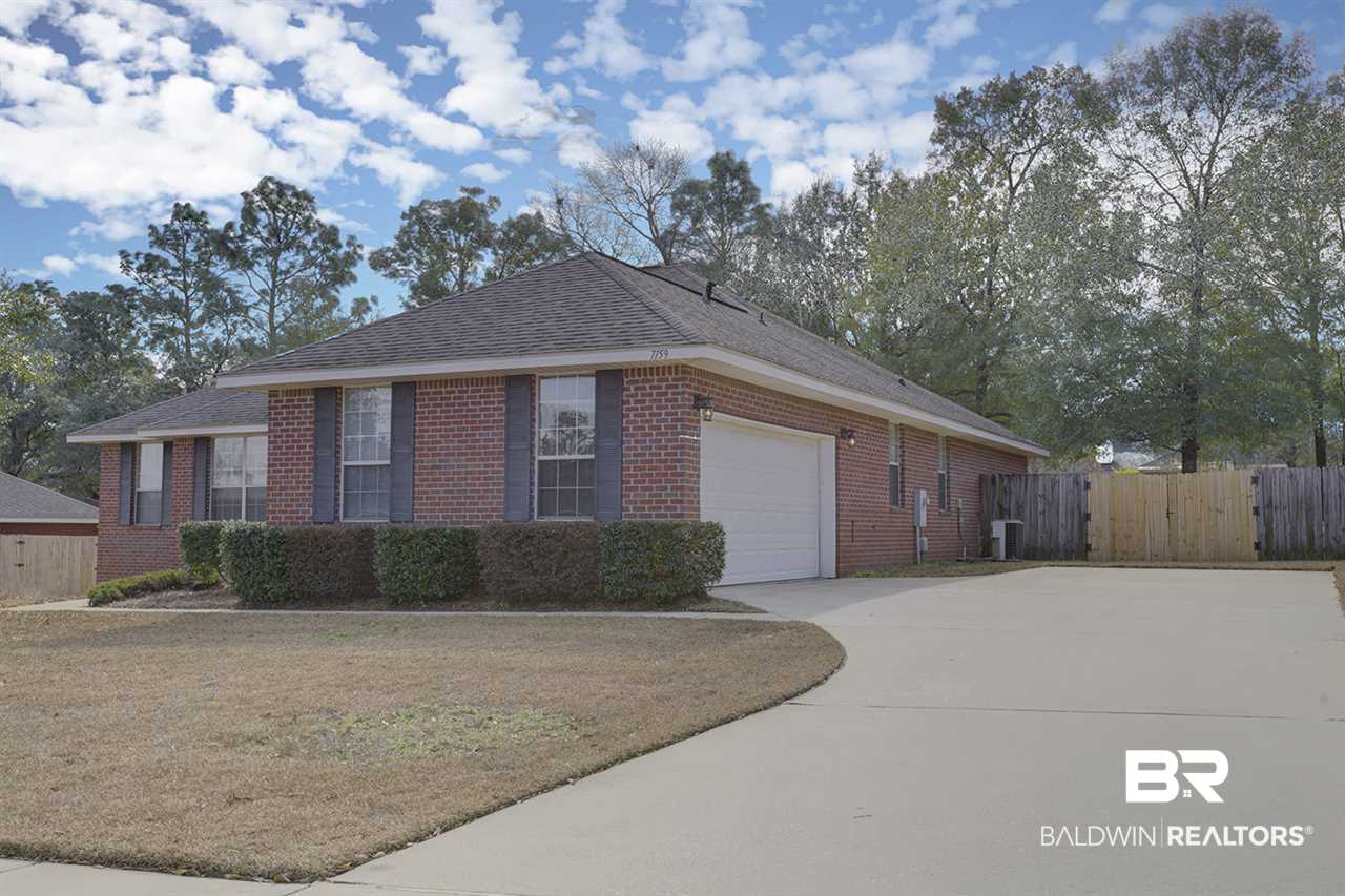7159 Bridgemill Drive Mobile, AL 36619 - Photo 4 of 34 Side Entry Garage