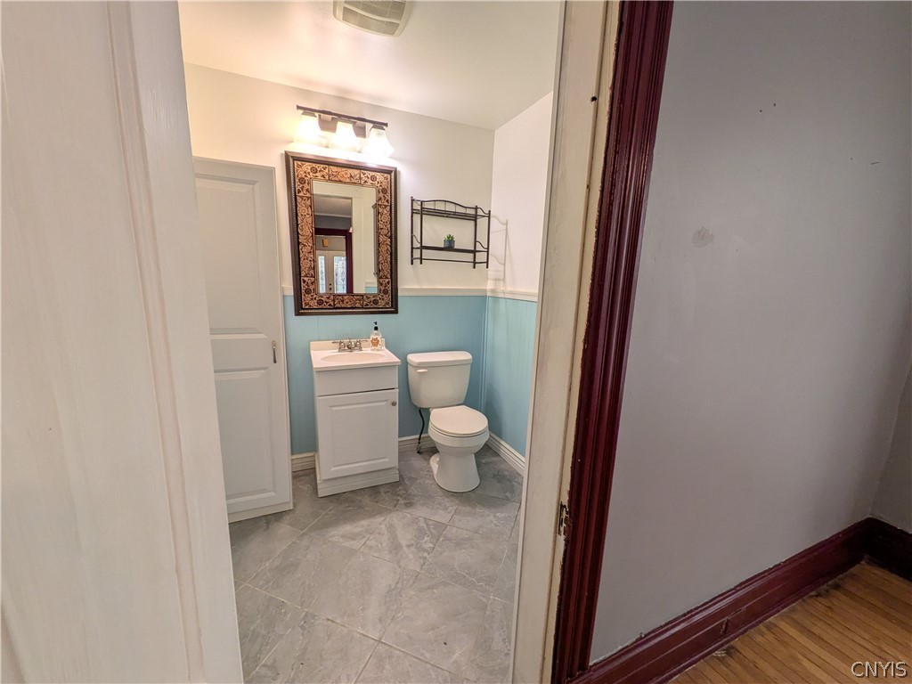 87 Nelson Street Auburn, NY 13021 - Photo 14 of 38 Half Bathroom