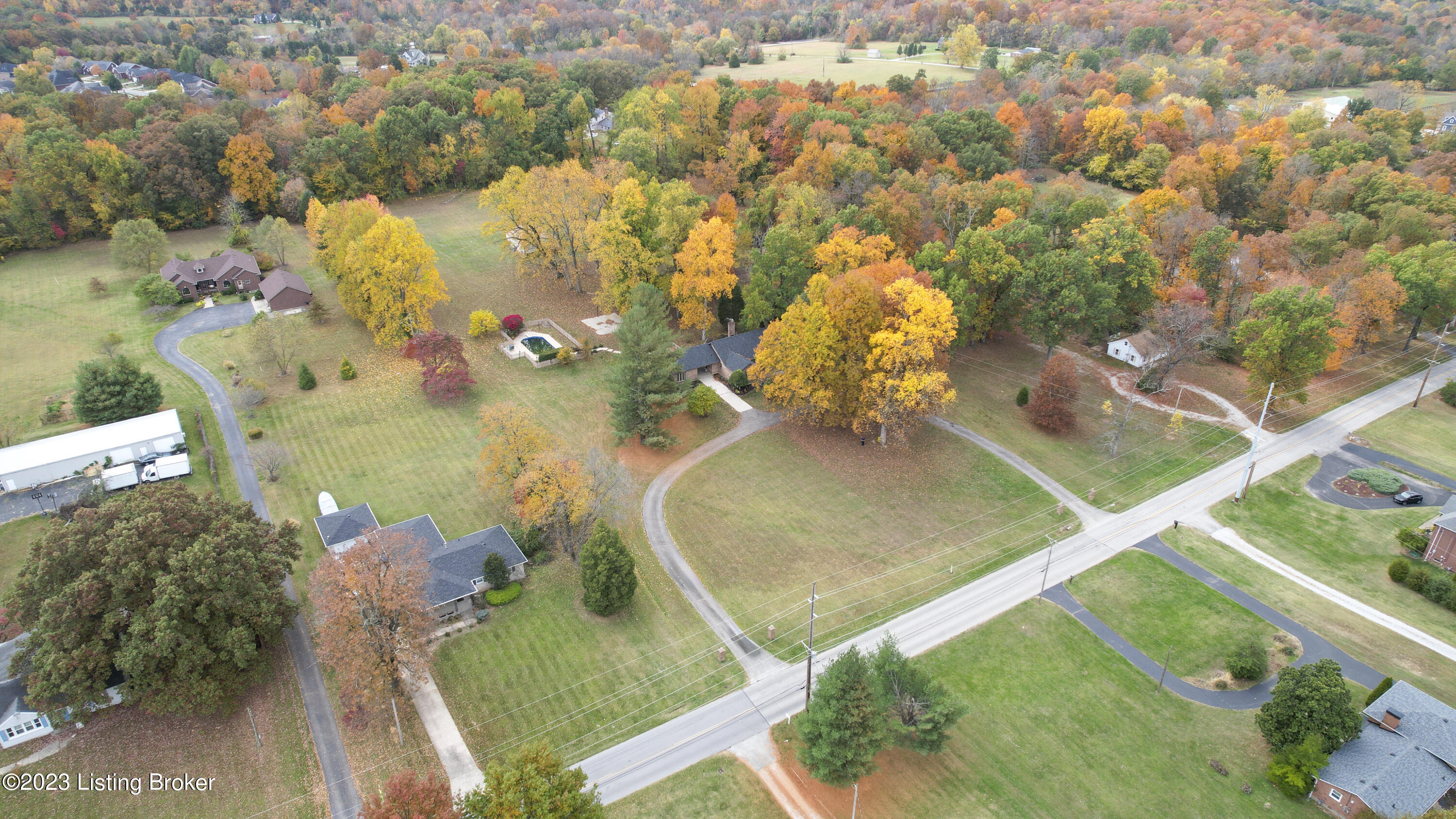 9898 Fairmount Road Louisville, KY 40291 - Photo 51 of 53 9898 Fairmount Rd