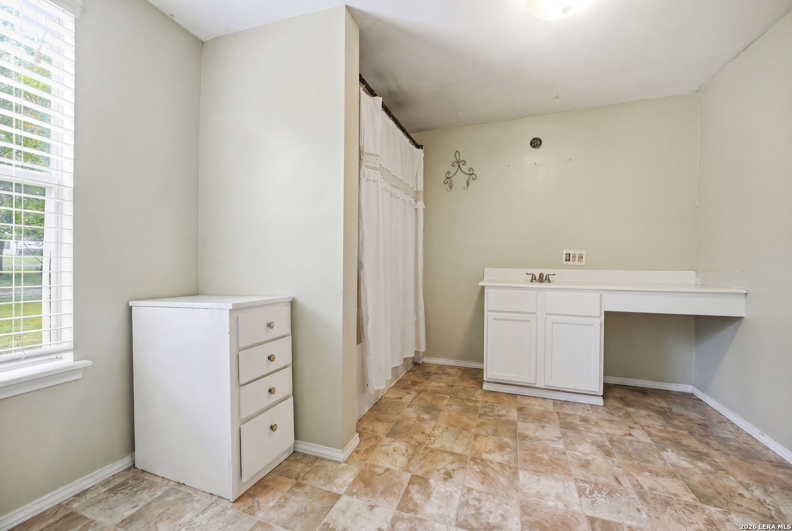 10970 Pearsall Road Atascosa, TX 78002 - Photo 17 of 27