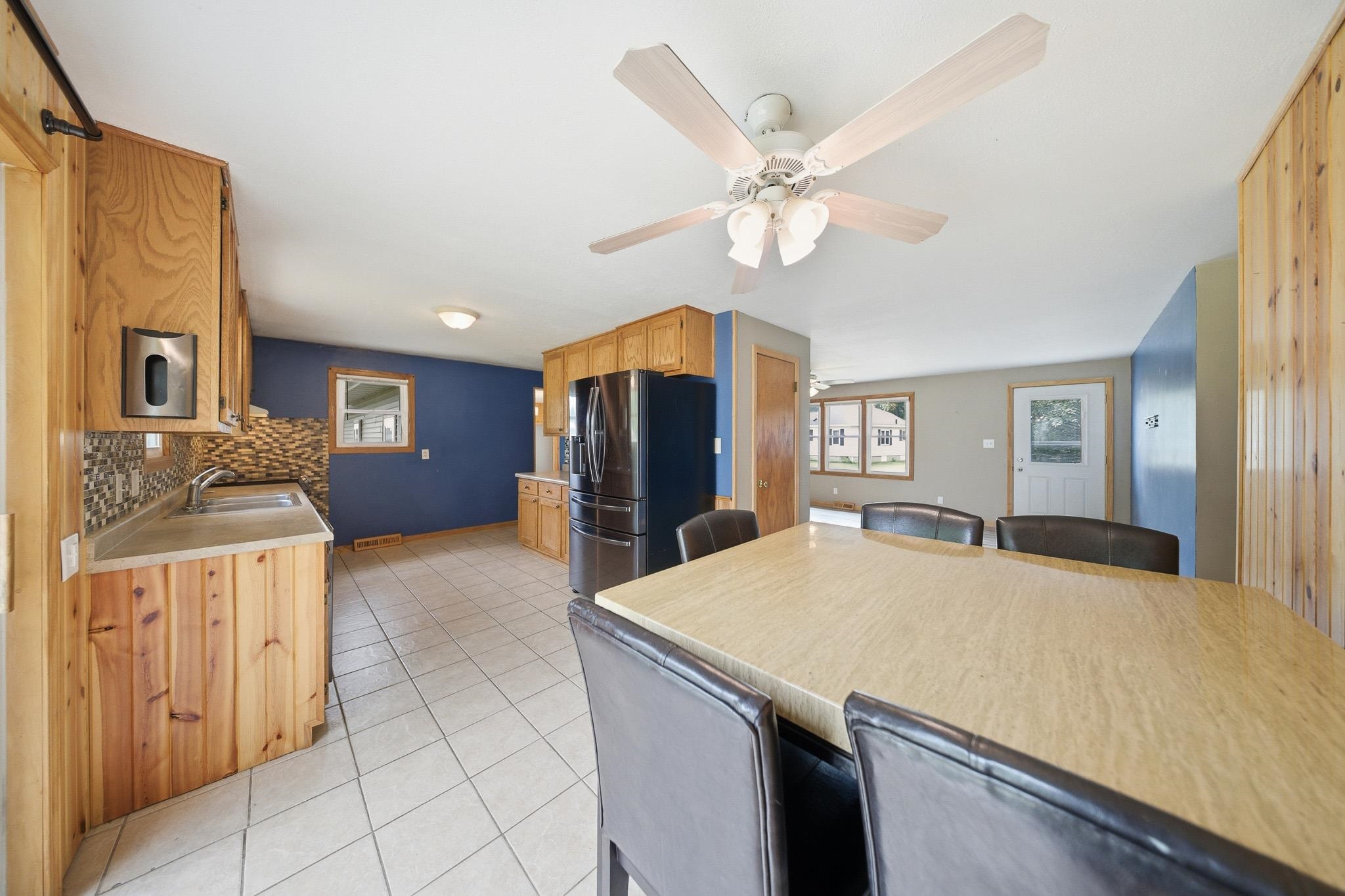 503 11th Street Brodhead, WI 53520 - Photo 5 of 20