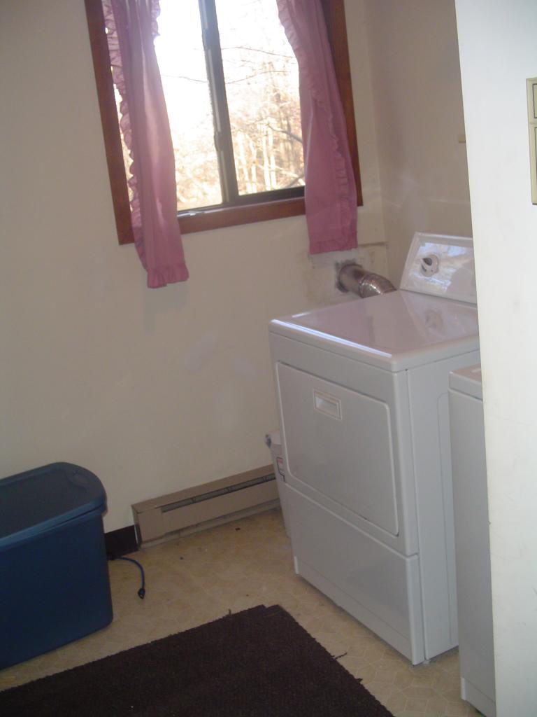 100 Fern Ridge Road Blakeslee, PA 18610 - Photo 3 of 7 Mud Room