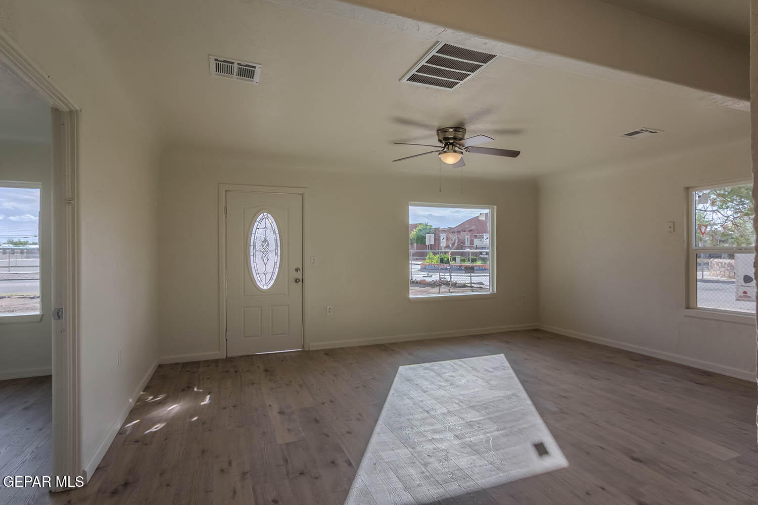 7113 Dale Road El Paso, TX 79915 - Photo 24 of 61 7113 Dale Road _ 009