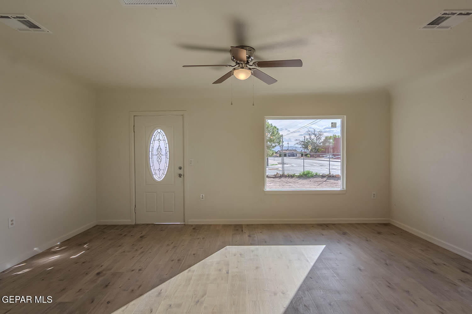 7113 Dale Road El Paso, TX 79915 - Photo 25 of 61 7113 Dale Road _ 010