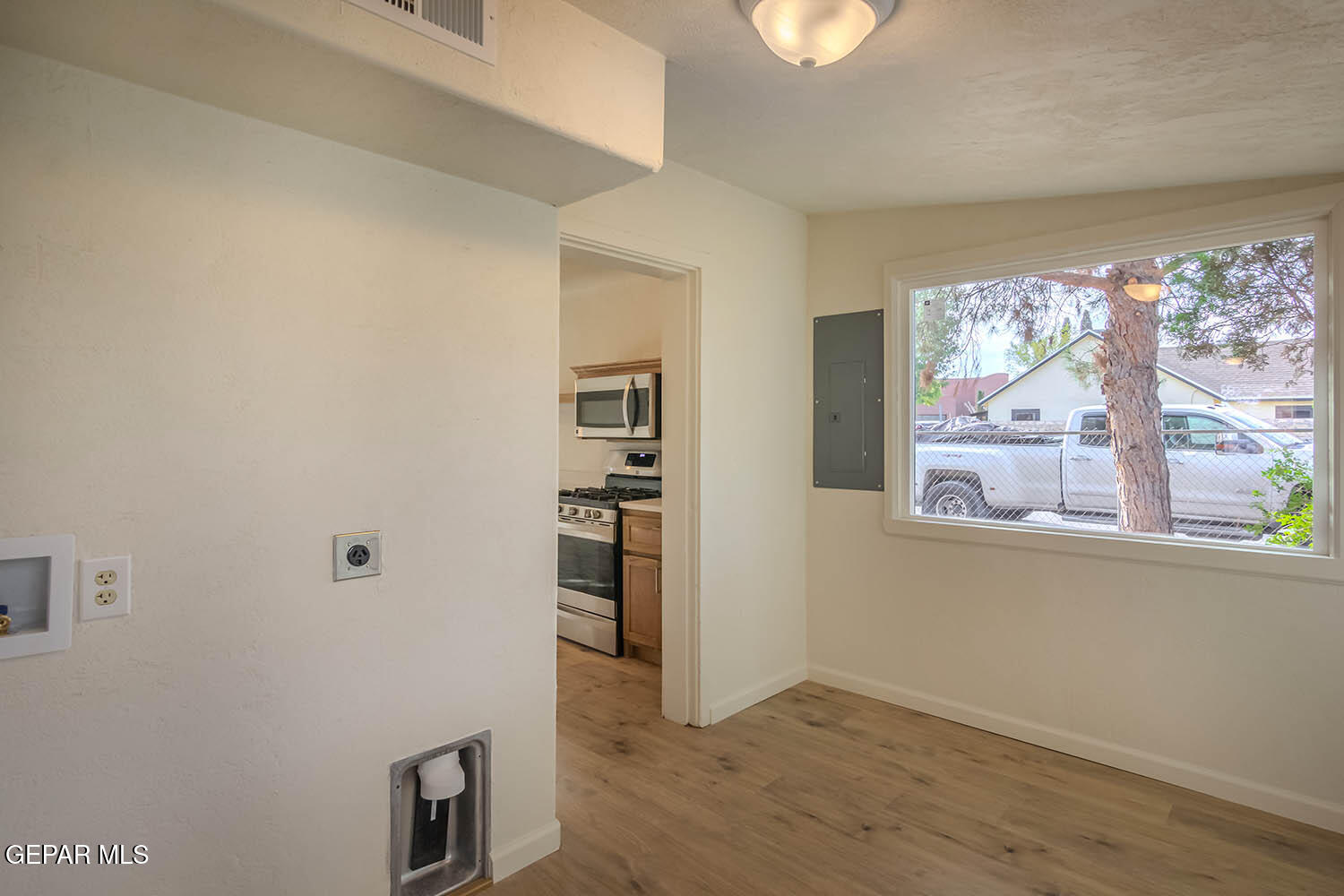 7113 Dale Road El Paso, TX 79915 - Photo 31 of 61 7113 Dale Road _ 031