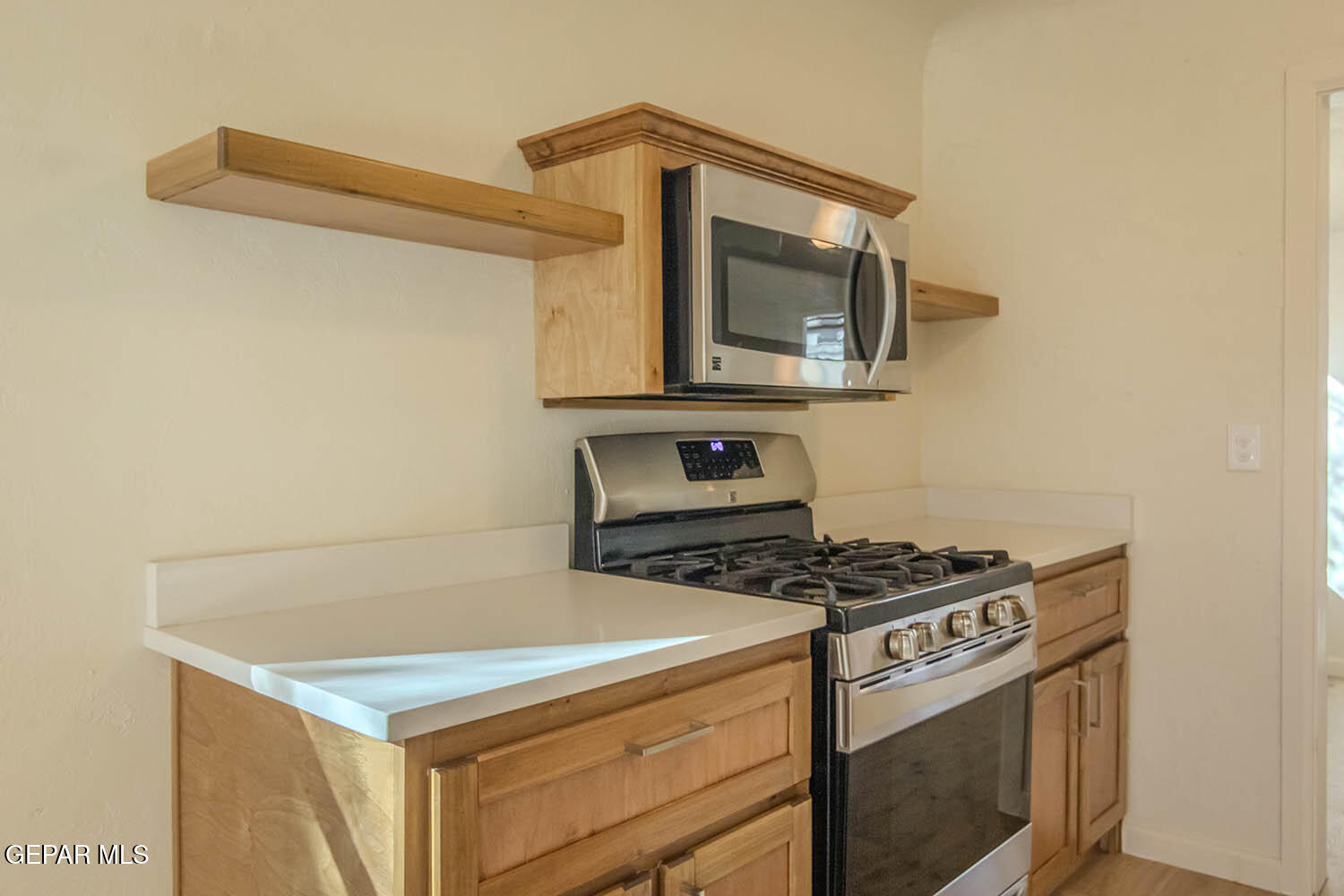 7113 Dale Road El Paso, TX 79915 - Photo 9 of 61 7113 Dale Road _ 018