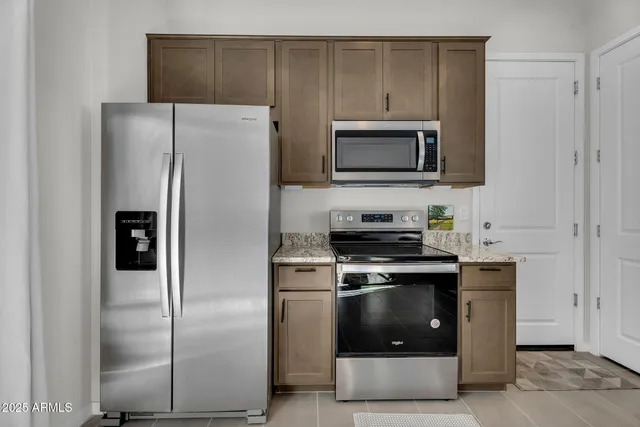 $3,800 | 866 Flatiron Trail, Apache Junction, AZ 85120