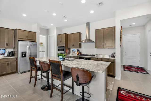 $3,800 | 866 Flatiron Trail, Apache Junction, AZ 85120