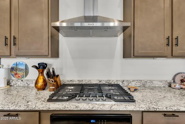 $3,800 | 866 Flatiron Trail, Apache Junction, AZ 85120