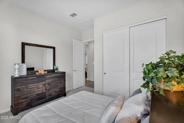 $3,800 | 866 Flatiron Trail, Apache Junction, AZ 85120