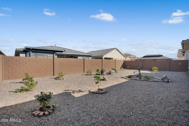$3,800 | 866 Flatiron Trail, Apache Junction, AZ 85120