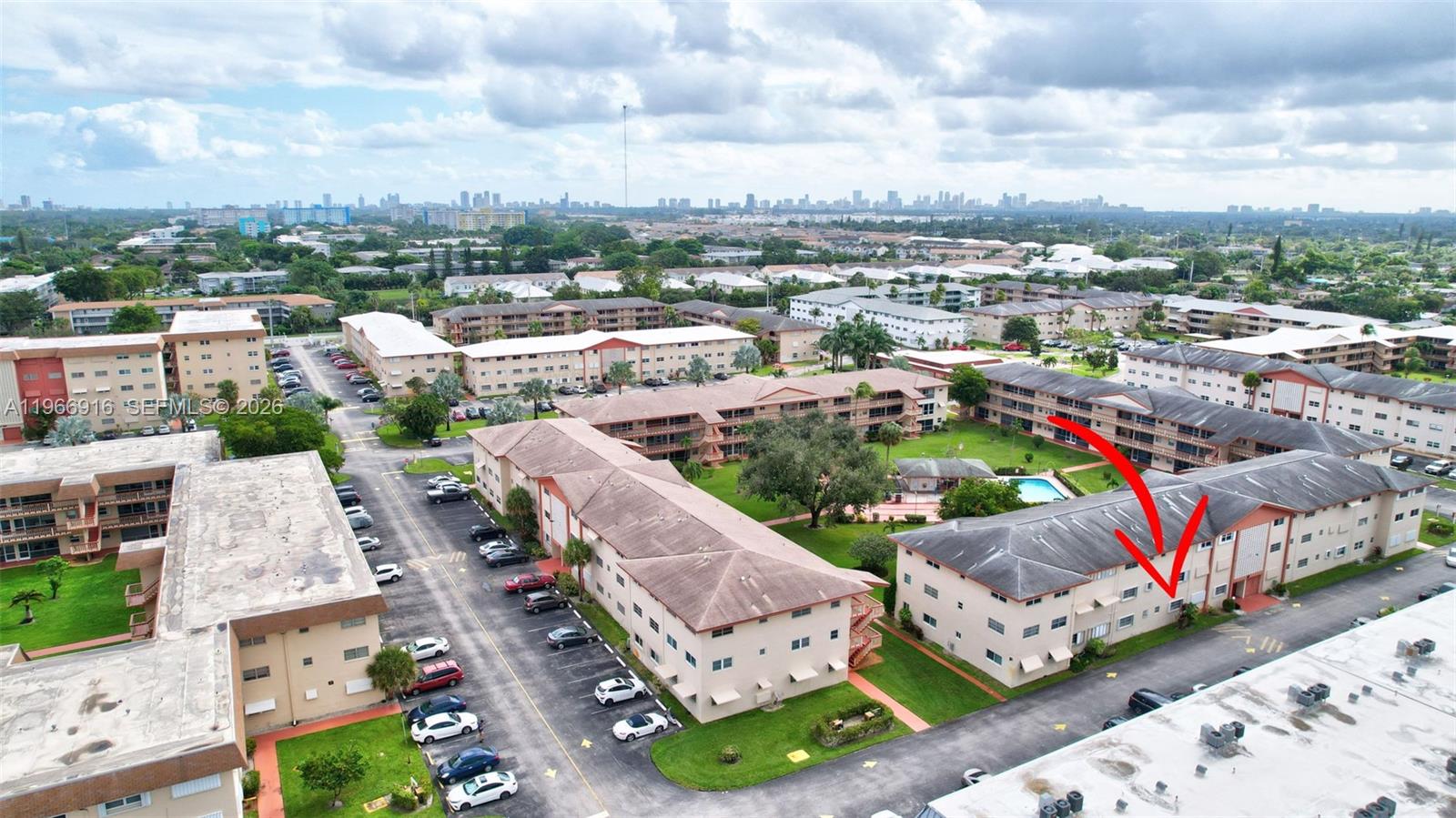 5300 Washington Street, Unit G127 Hollywood, FL 33021 - Photo 38 of 39 a view of a city