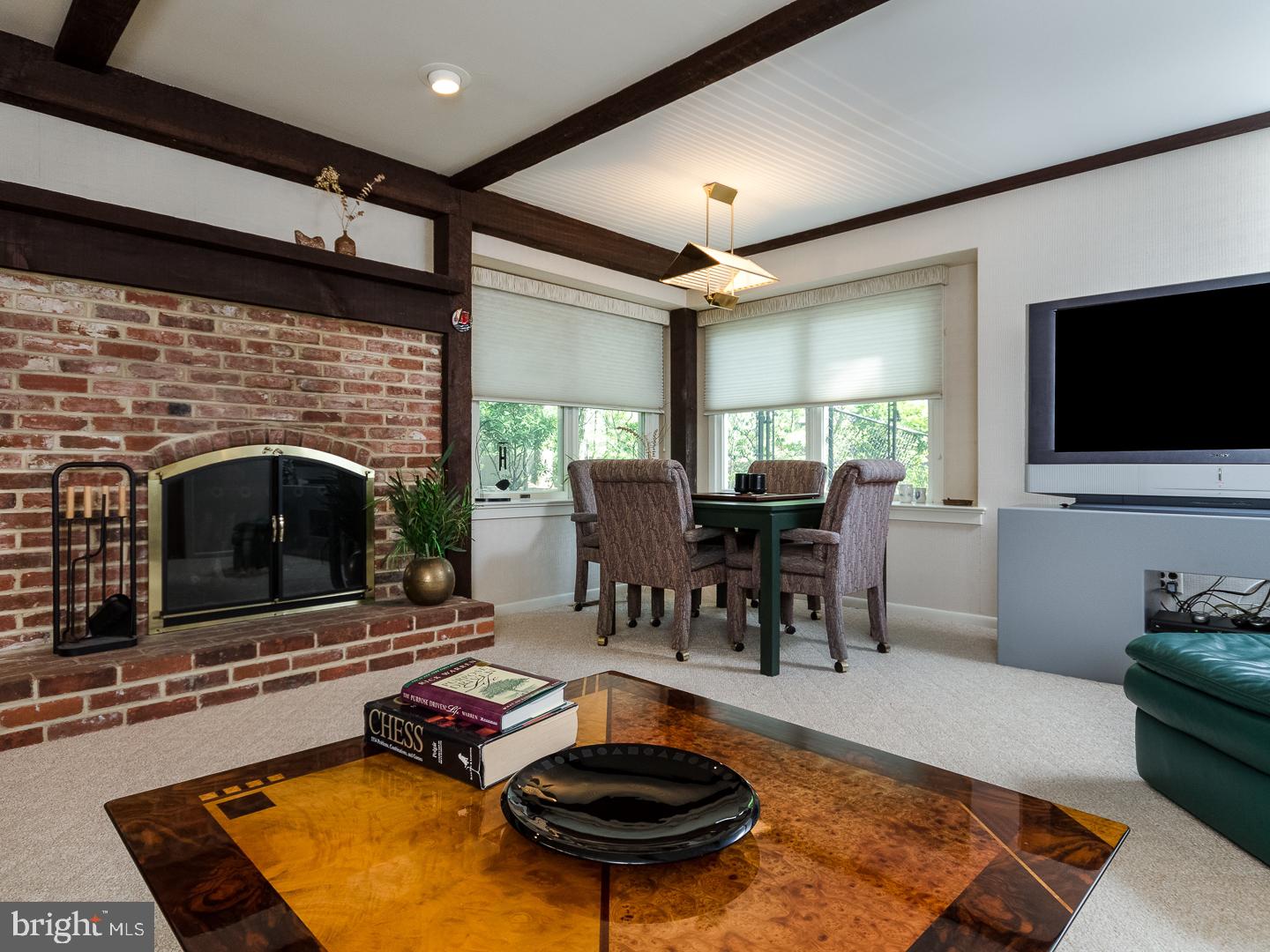 102 Box Hill Drive Cherry Hill, NJ 08003 - Photo 8 of 25 Family Room