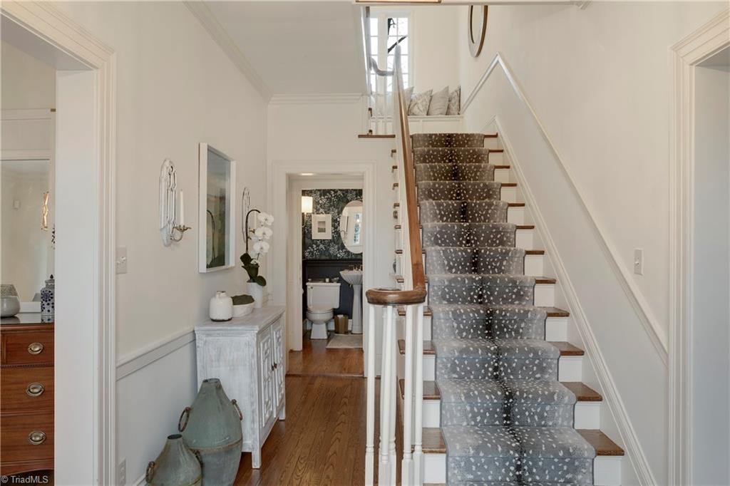 701 Arbor Road Winston-Salem, NC 27104 - Photo 2 of 39 Gallery Image 2