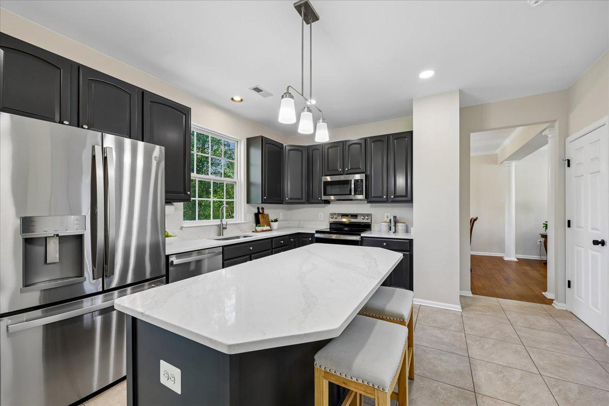 107 Redcloud Court Frederick, MD 21702 - Photo 17 of 78 Updated Quartz Counters