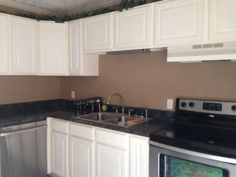 901 Blue Top Road Tazewell, TN 37879 - Photo 14 of 15 901 Kitchen