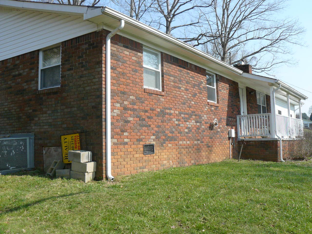 901 Blue Top Road Tazewell, TN 37879 - Photo 3 of 15 P1370460