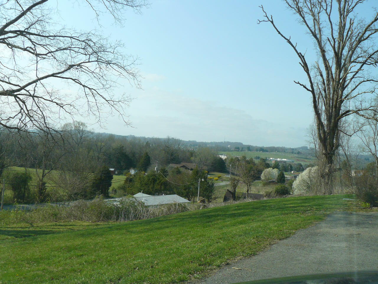 901 Blue Top Road Tazewell, TN 37879 - Photo 9 of 15 P1370471