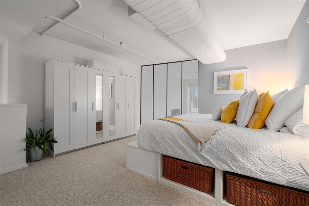 25 Channel Center Street, Unit 807 Boston, MA 02210 - Photo 13 of 26