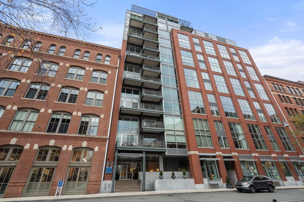 25 Channel Center Street, Unit 807 Boston, MA 02210 - Photo 20 of 26