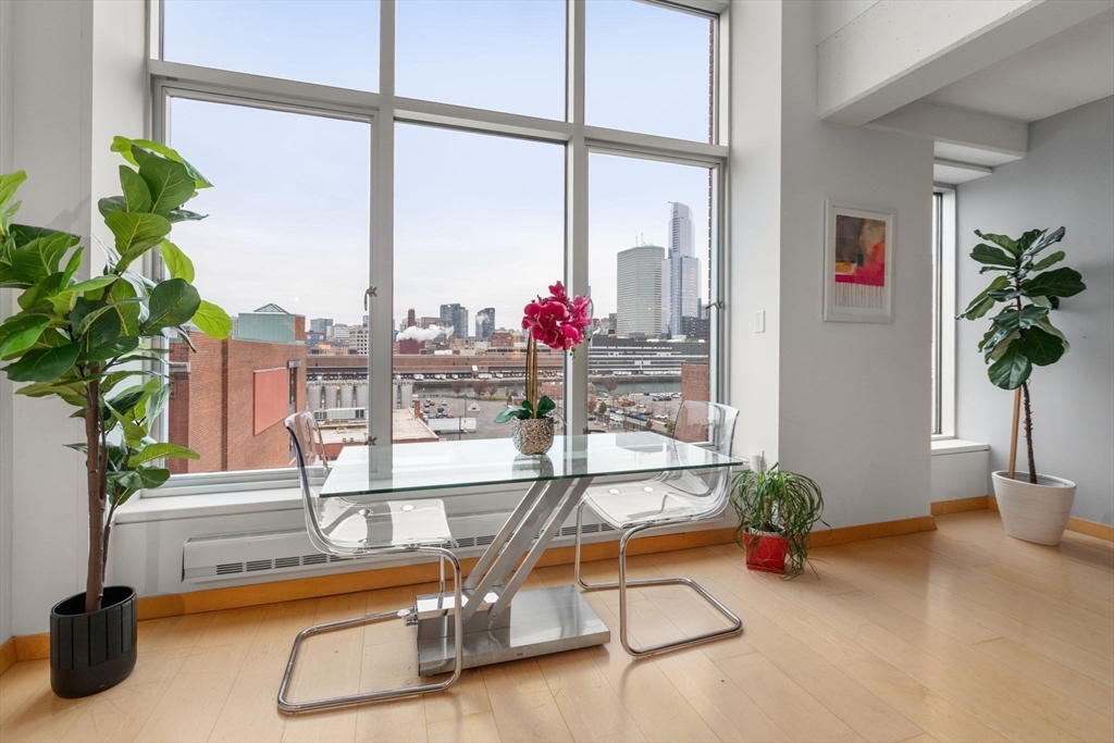 25 Channel Center Street, Unit 807 Boston, MA 02210 - Photo 5 of 26