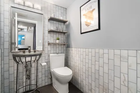 $1,229,000 | 25 Channel Center Street, Unit 807, Boston, MA 02210