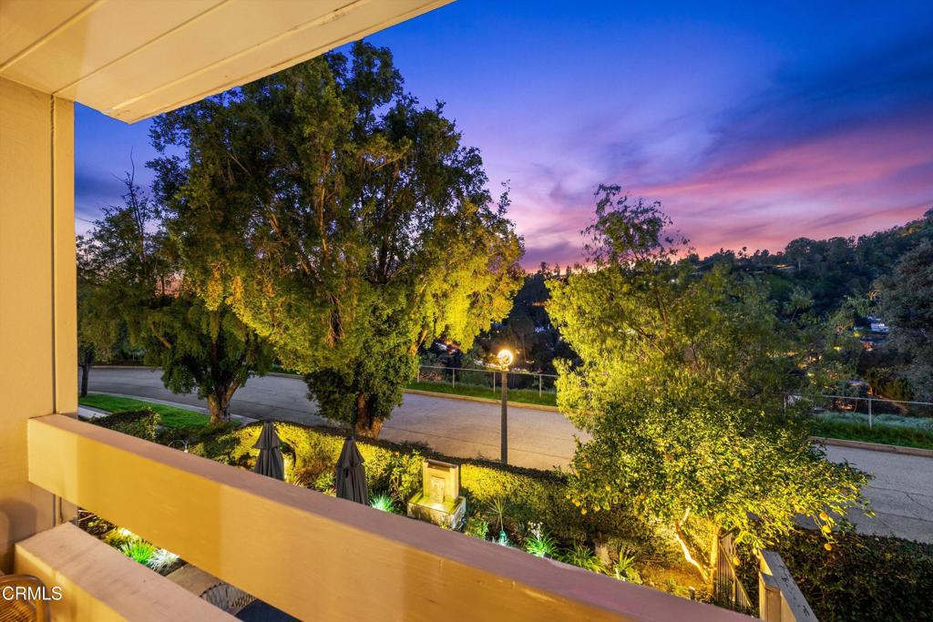 200 Arroyo Terrace Pasadena, CA 91103 - Photo 27 of 66 041-05_200 Arroyo TWILIGHT