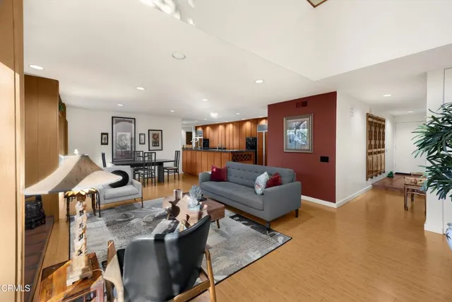 $1,450,000 | 200 Arroyo Terrace, Pasadena, CA 91103