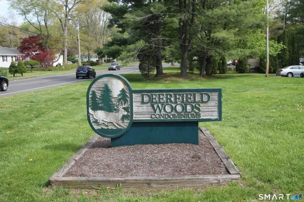 $1,700 | 3699 Broadbridge Avenue, Unit 101, Stratford, CT 06614