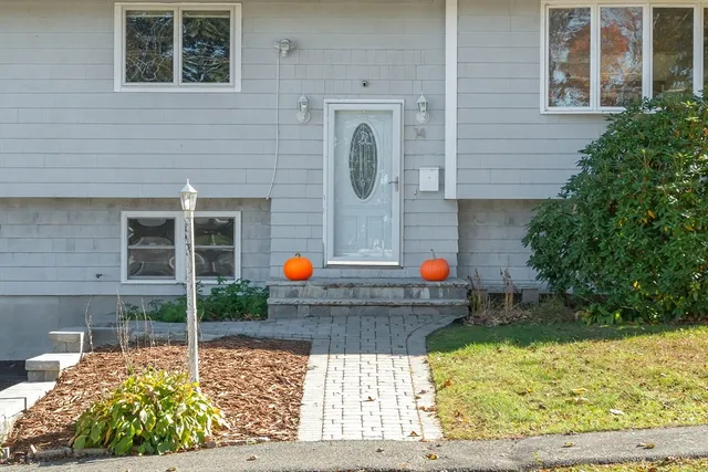 $869,900 | 14 Raylen Avenue, Peabody, MA 01960