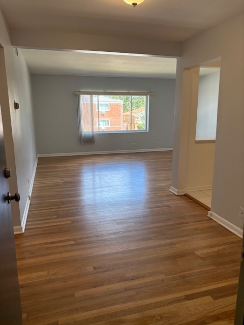 4659 Dobson Street, Unit 1A Skokie, IL 60076 - Photo 4 of 12