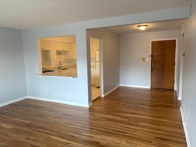 4659 Dobson Street, Unit 1A Skokie, IL 60076 - Photo 5 of 12