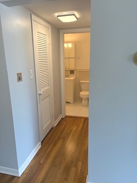 4659 Dobson Street, Unit 1A Skokie, IL 60076 - Photo 8 of 12