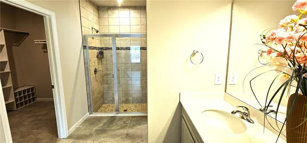 $2,400 | 6746 Rumine Circle, Vero Beach, FL 32967